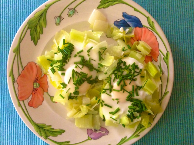 Eggs Steamed in Leeks (Recipe)