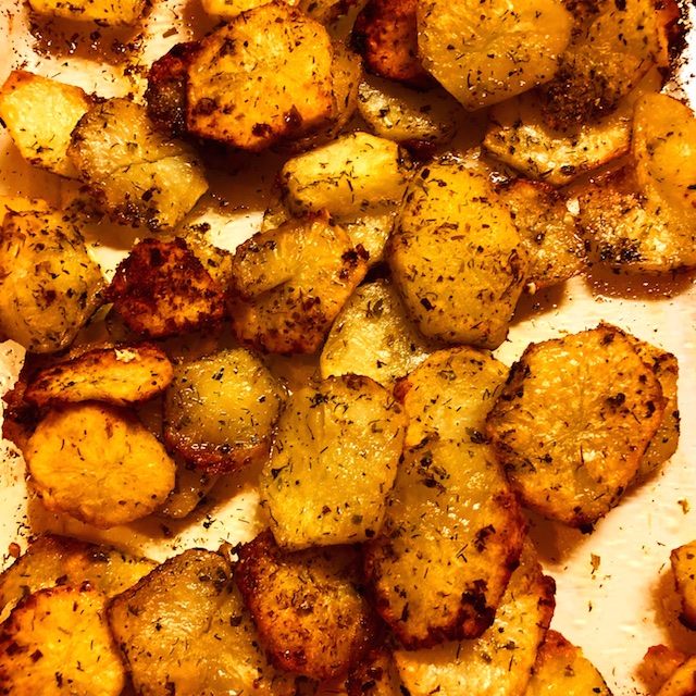 Crispy Herbed Potatoes (Recipe)