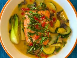 Green Curry with Salmon and Vegetables