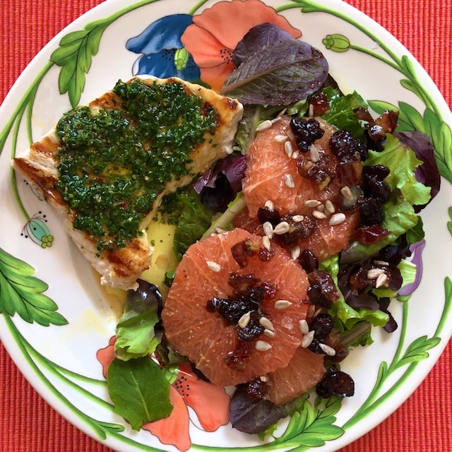 Grapefruit salad with Dried Fruit