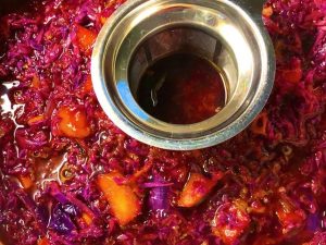 Clove Infused Red Cabbage with Apples (Recipe)