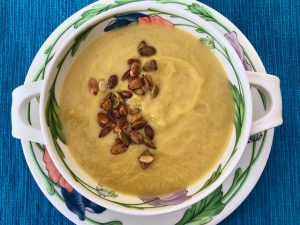 Cauliflower Soup with Toasted Pumpkin Seeds (Recipe)