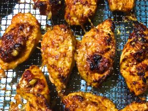 Roasted Red Pepper Sauce and Parmesan Chicken Chunks (Recipe)