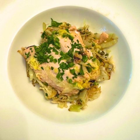 Steam-fried cabbage with poached salmon recipe