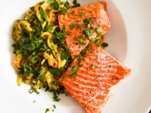 Zucchini Noodles with Tomato Cream Sauce (Recipe)